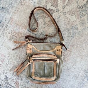 Small Fossil Leather Crossbody Purse Tan, Beige